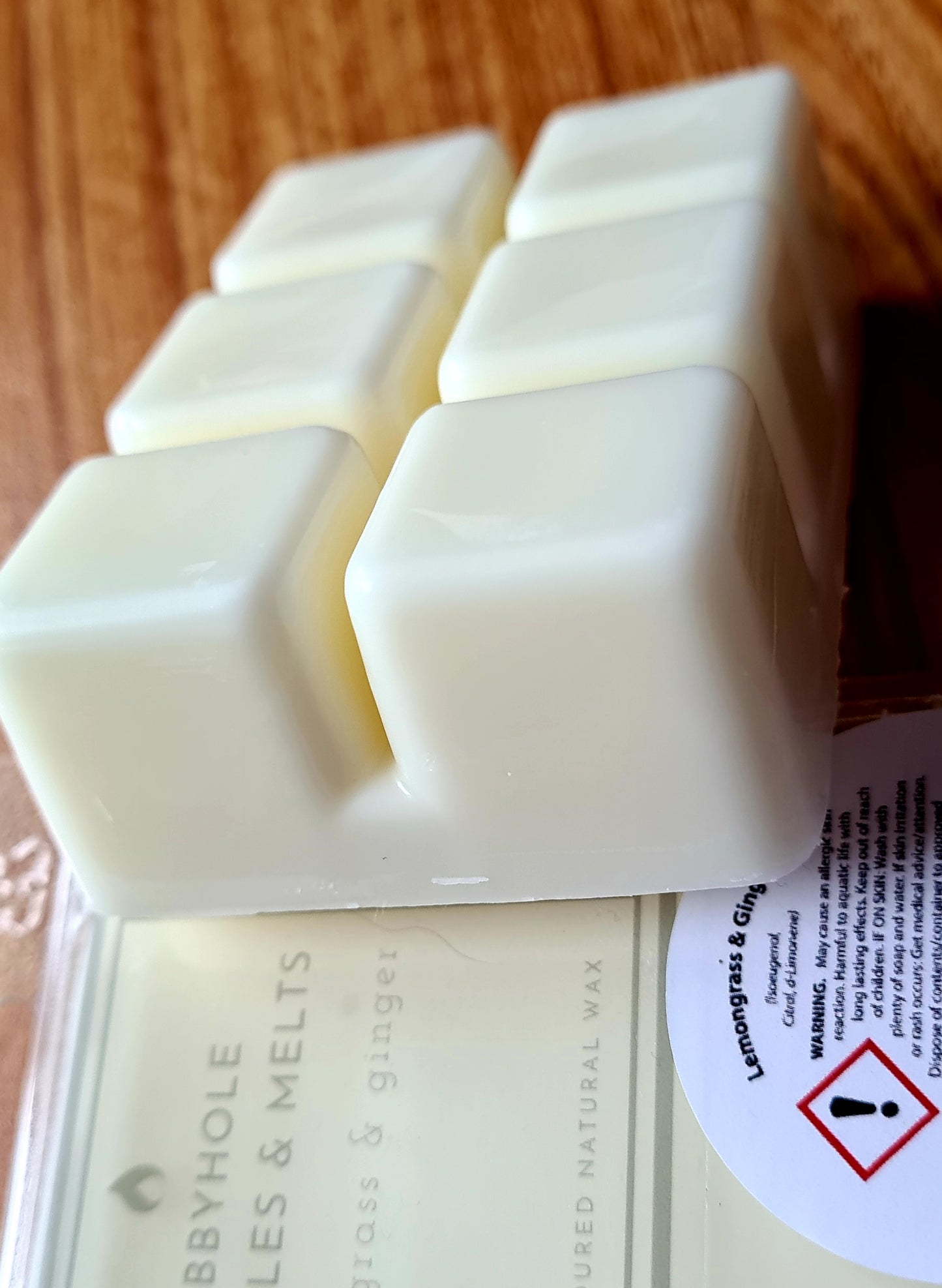 Damson Plum, Rose & Patchouli Natural Wax Melts image 6