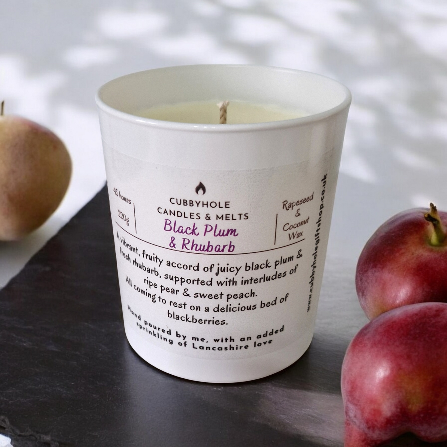 Black Plum & Rhubarb Candle image 3